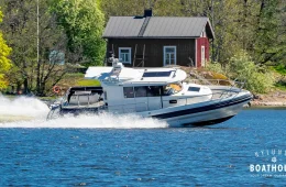 Paragon 31 Cabin