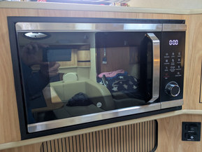 Sea Ray 335 Sundancer