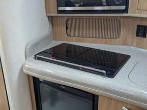 Sea Ray 335 Sundancer