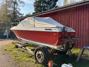 Four Winns 215 Sundowner