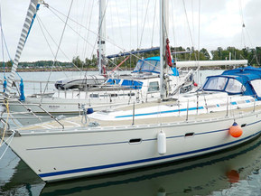 Bavaria 44