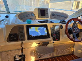 Sealine F37