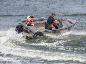 Alutroll 465 Trooper