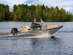 Alutroll 465 Trooper