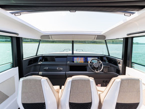 Axopar 45 XC Cross Cabin