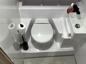 Axopar 45 XC Cross Cabin