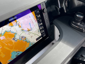 Axopar 45 XC Cross Cabin