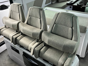 Axopar 45 XC Cross Cabin