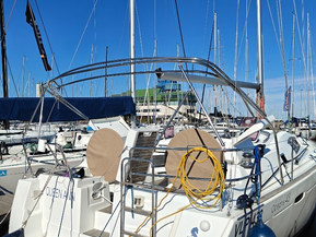 Beneteau Oceanis 43