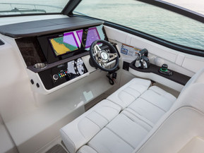 Sea Ray 320 Sundancer Outboard