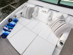 Sea Ray 320 Sundancer