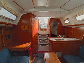 Beneteau Oceanis 323 Clipper