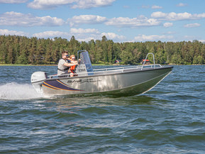 Alutroll 465 Trooper