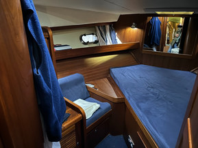 Nimbus 380 Commander