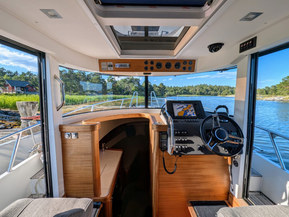 Paragon 31 Flybridge