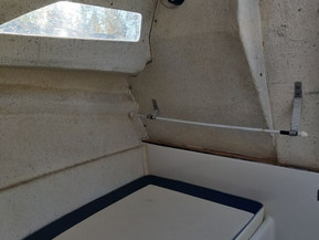 Quicksilver 450 Cabin