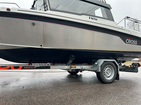 Yamarin Cross 60 Cabin