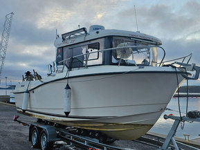 Quicksilver Captur 675 Pilothouse
