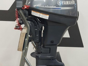 Yamaha F8 CMH