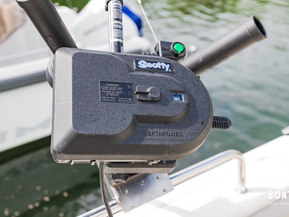 Quicksilver 905 Pilothouse