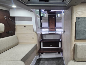 Axopar 45 XC Cross Cabin