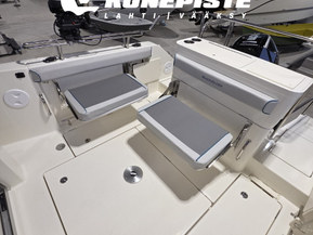 Quicksilver Captur 705 Pilothouse