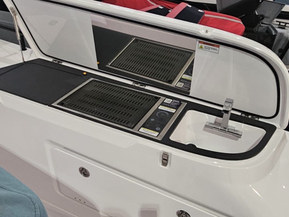 Axopar 45 XC Cross Cabin