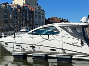 Sealine SC 38