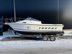 Bayliner 2052 Trophy