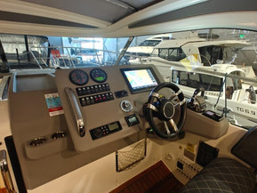 Marex 310 Sun Cruiser