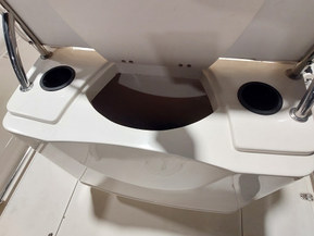 Boston Whaler 240 Outrage