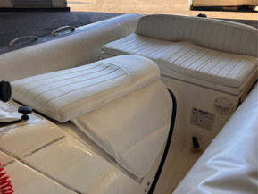 Avon 320 seasport jet