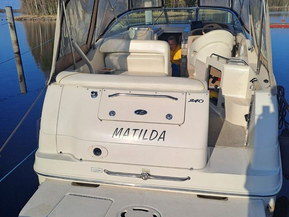 Sea Ray 240 Sundancer