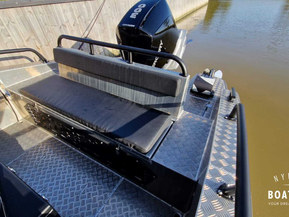 Brizo Yachts 800 Pro