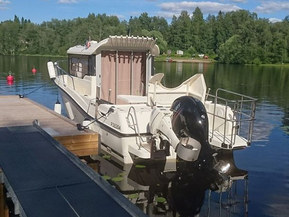Quicksilver 755 Pilothouse