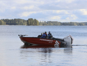 Powerboat 520