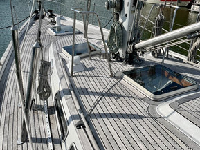 Hallberg-Rassy 45
