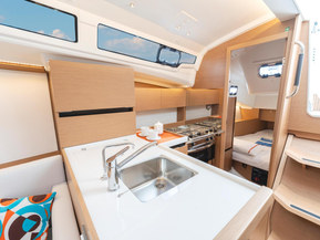 Jeanneau Sun Odyssey 350