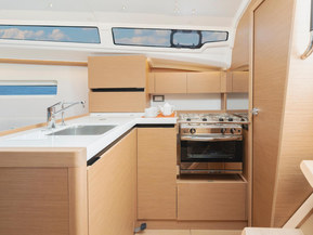 Jeanneau Sun Odyssey 350