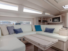 Jeanneau Yachts 60