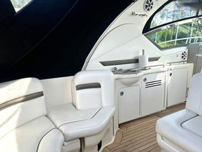 Sea Ray 395 Sundancer