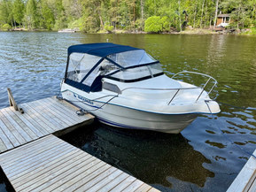 Quicksilver 450 Cabin