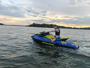 Sea-Doo Wake 170