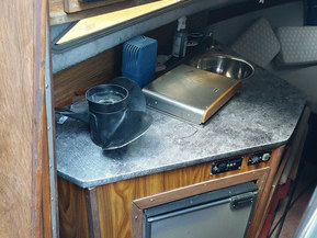 Sea Ray 21 Mid Cabin