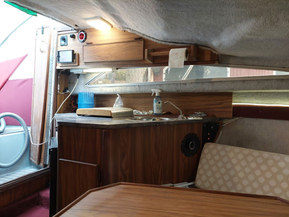 Sea Ray 21 Mid Cabin