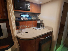 Sea Ray 325 Sundancer