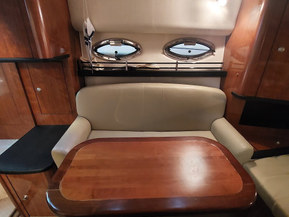 Sea Ray 325 Sundancer