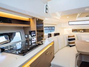 Jeanneau Cap Camarat 10.5 WA