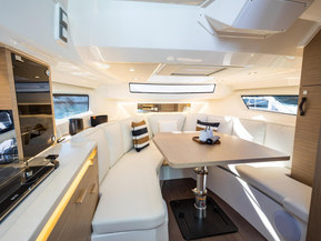 Jeanneau Cap Camarat 10.5 WA