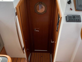 Beneteau Antares 9.80